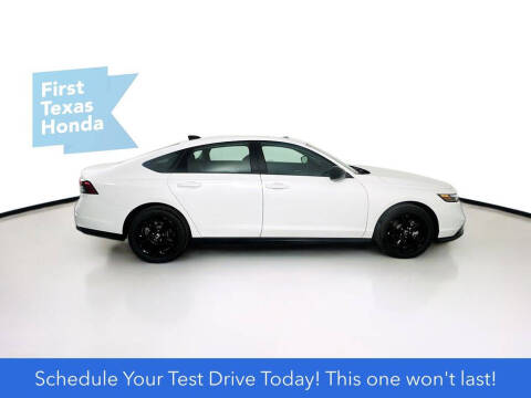 2025 Honda Accord SE