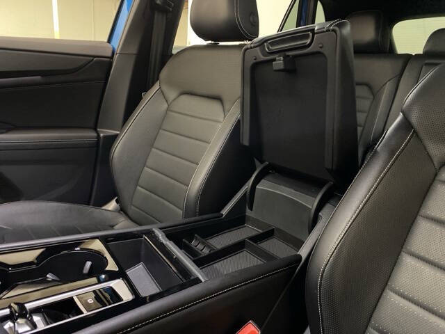 2024 Volkswagen Atlas Cross Sport SEL 4Motion