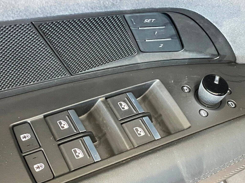 2022 Audi e-tron GT quattro Prestige