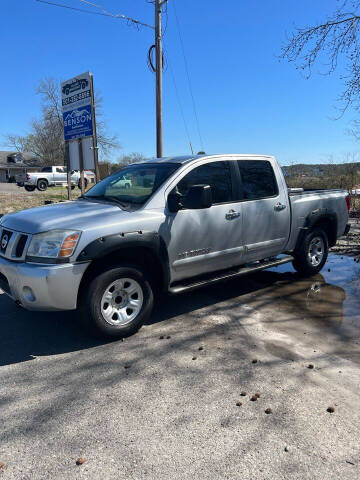 2004 Nissan Titan for sale at Alamo Motors in Hot Springs Village AR