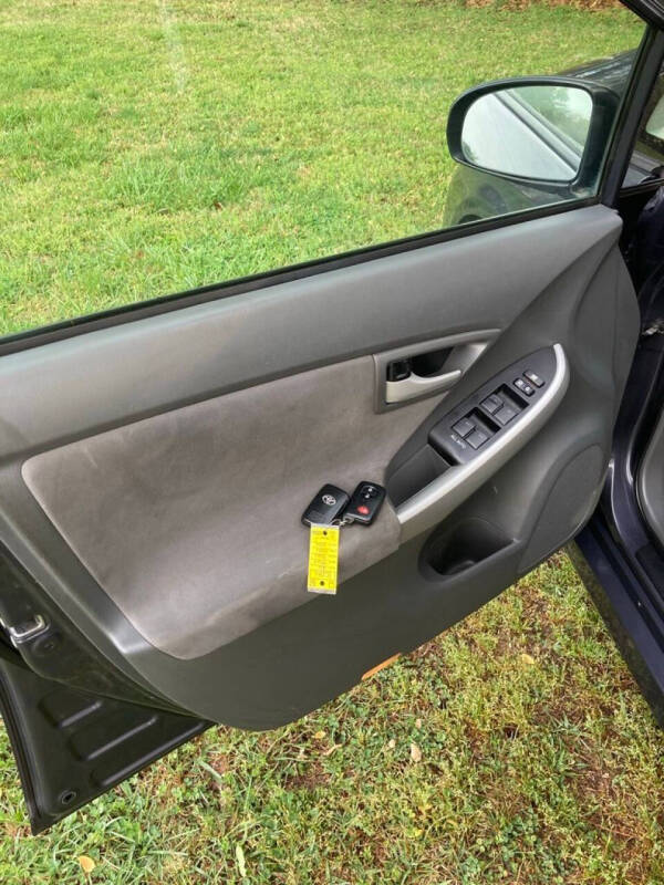2010 Toyota Prius II