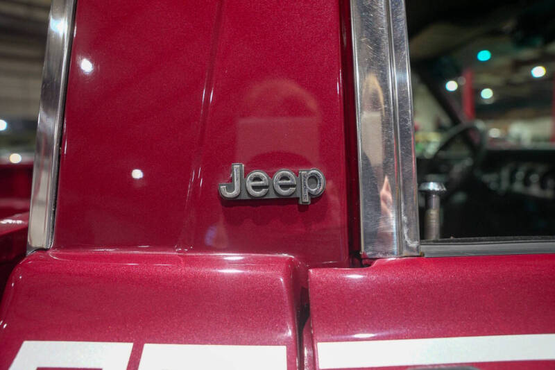 1982 Jeep J-10 Townside