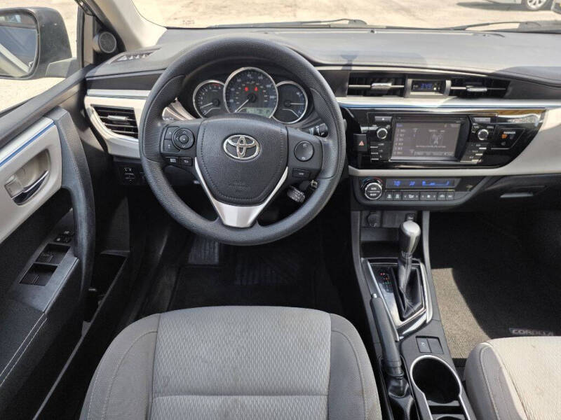 2016 Toyota Corolla LE