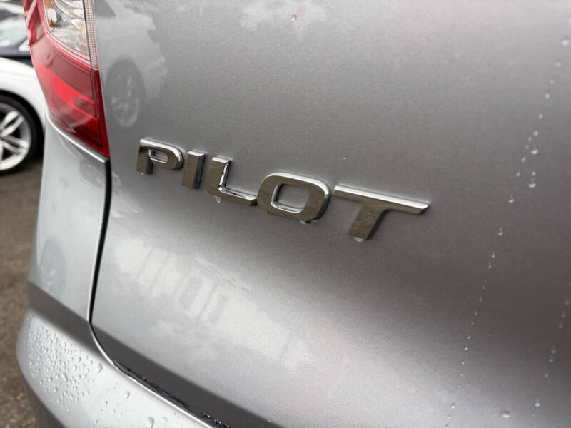 2022 Honda Pilot SE