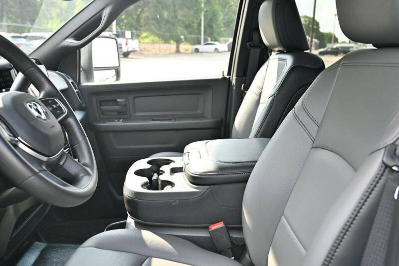 2025 RAM 2500 Tradesman