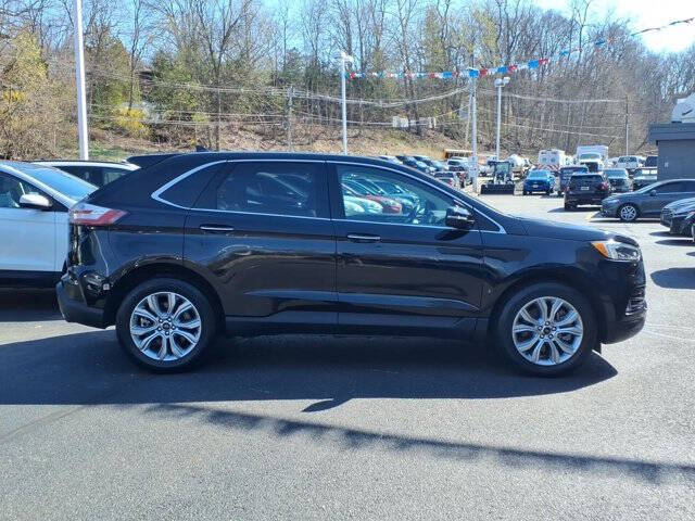 2023 Ford Edge Titanium