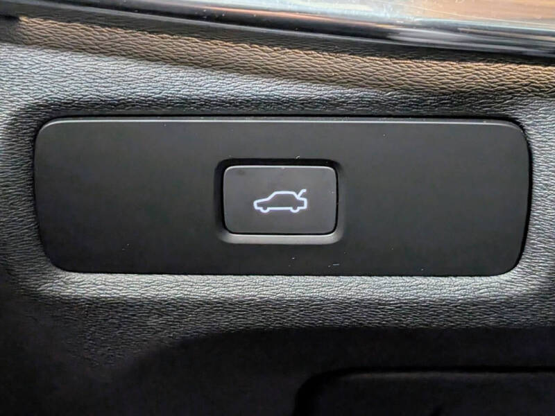 2024 Volvo V90 Cross Country B6 Plus