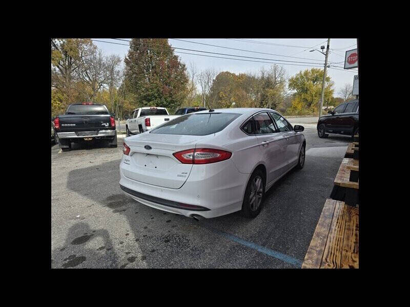 2015 Ford Fusion SE