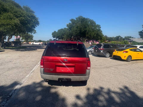2002 Ford Explorer XLS