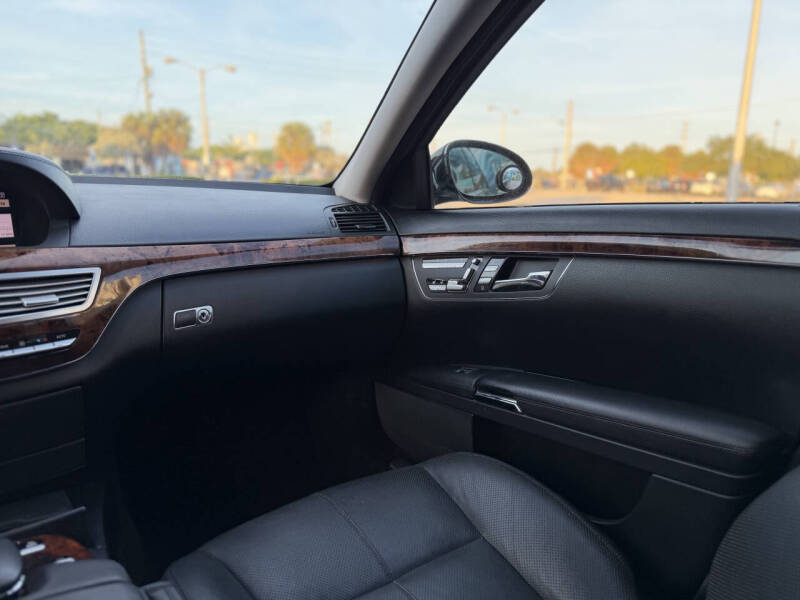 2008 Mercedes-Benz S-Class S 550 4MATIC