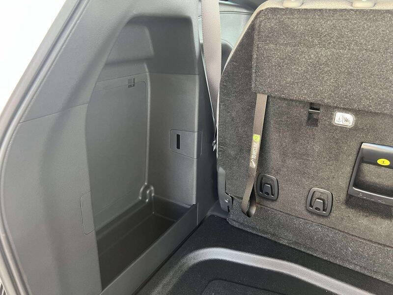 2025 Toyota Sienna LE 8-Passenger
