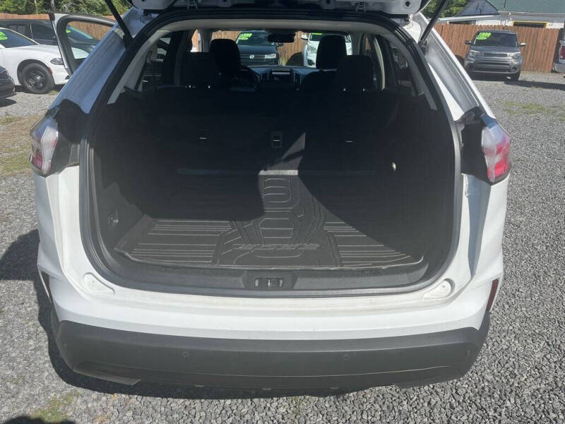 2021 Ford Edge SE