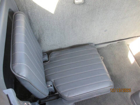 2001 Nissan Frontier XE