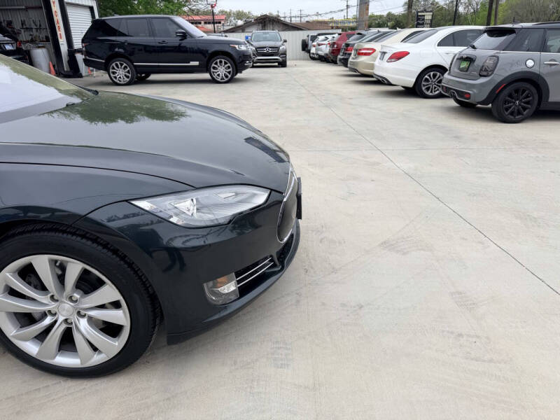 2013 Tesla Model S Performance