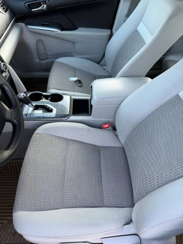 2013 Toyota Camry Hybrid