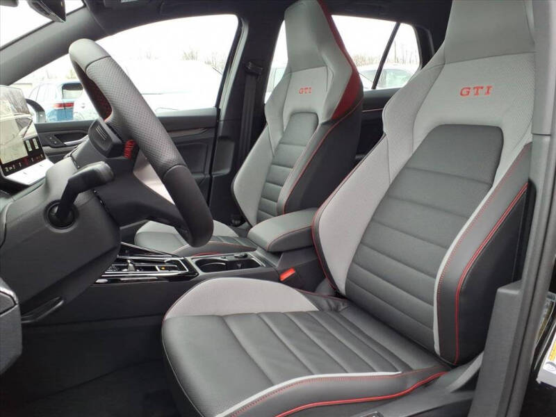 2026 Volkswagen Golf GTI Autobahn