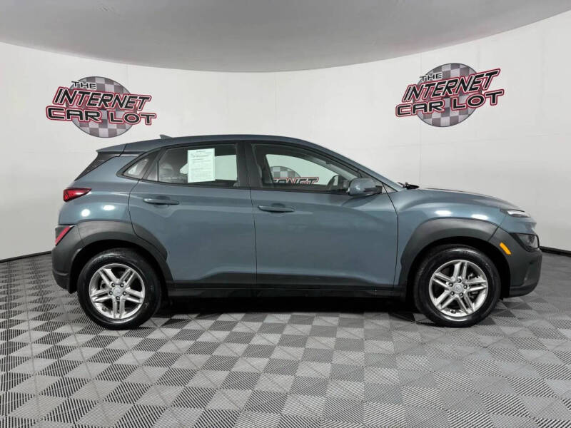 2022 Hyundai Kona SE