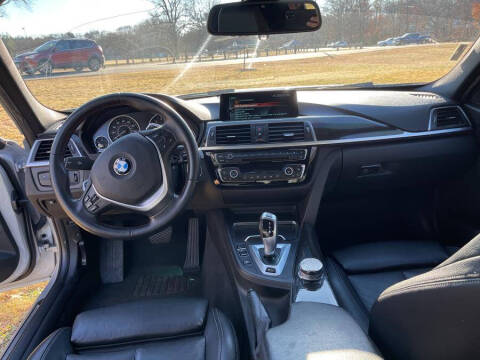 2017 BMW 3 Series 330e iPerformance