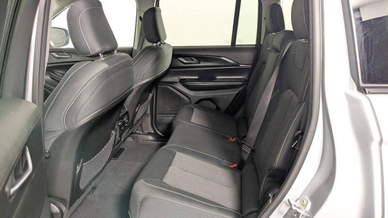 2024 Jeep Grand Cherokee Laredo