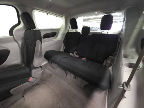 2017 Chrysler Pacifica Touring Plus