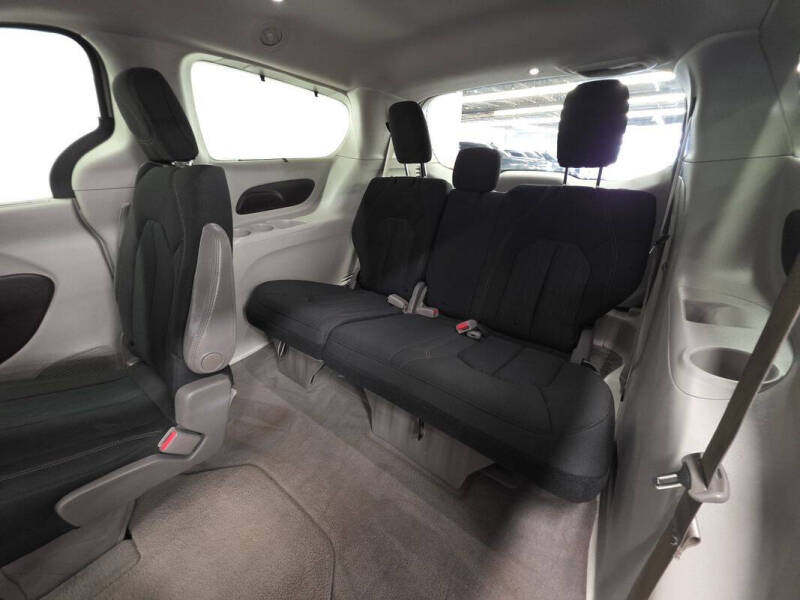 2017 Chrysler Pacifica Touring Plus