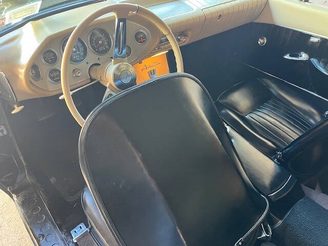 1963 Studebaker Avanti