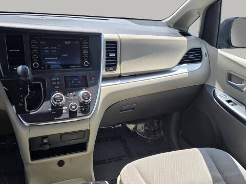 2018 Toyota Sienna
