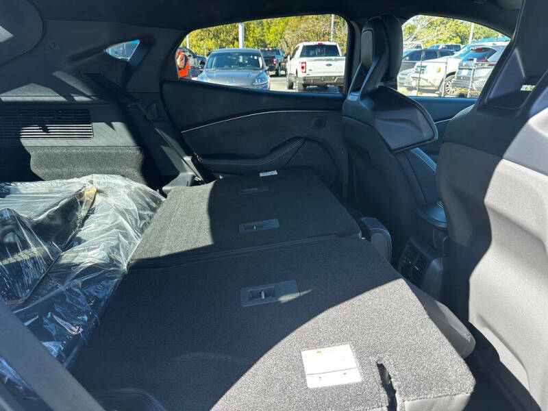 2025 Ford Mustang Mach-E GT