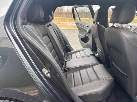 2016 Volkswagen Golf GTI SE