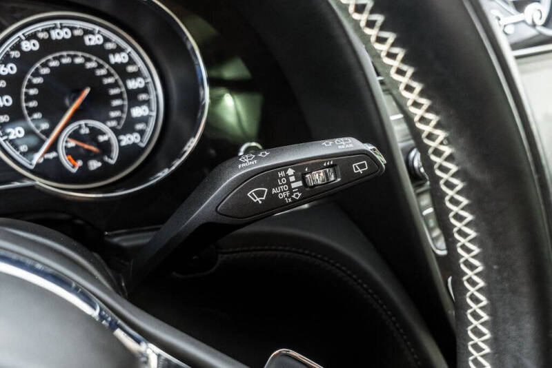 2019 Bentley Bentayga V8