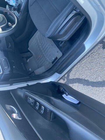 2020 Kia Sorento LX V6