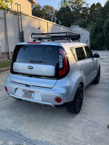 2018 Kia Soul +