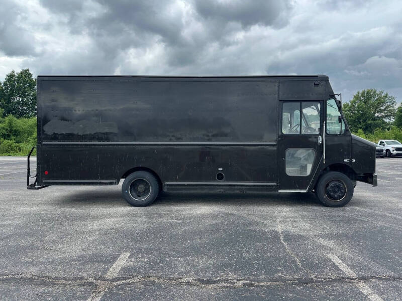 2009 Freightliner MT55 Chassis