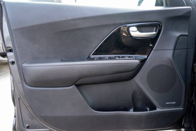 2019 Kia Niro S Touring