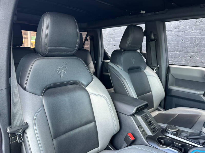 2021 Ford Bronco Black Diamond