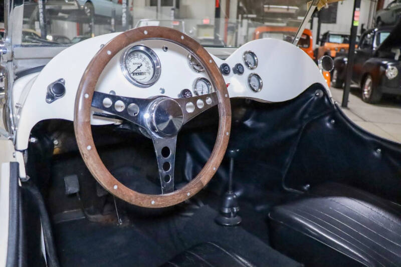 1968 Jaguar SS100