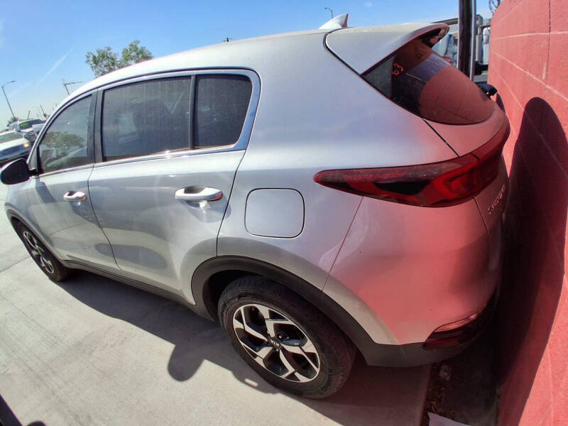 2022 Kia Sportage LX