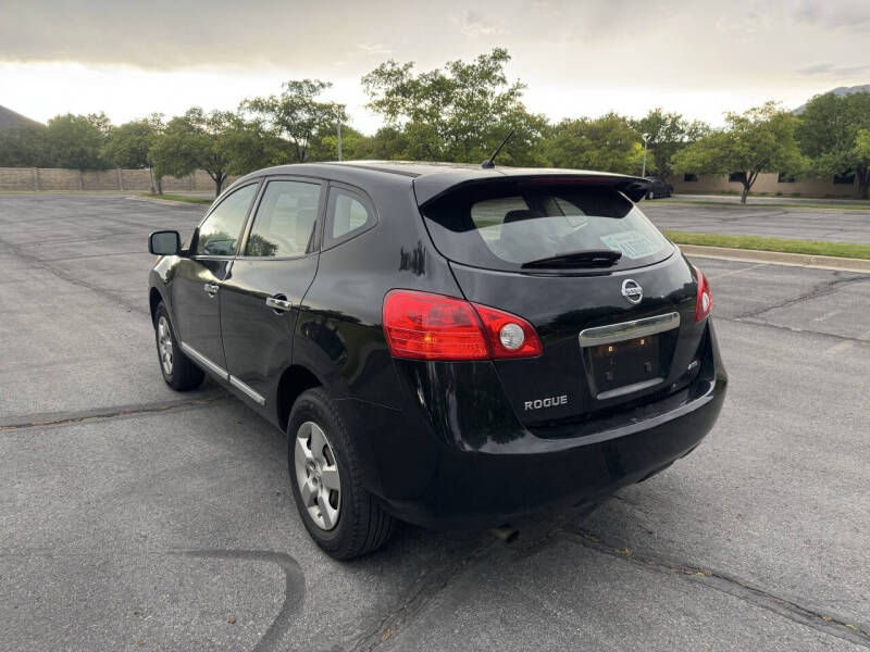 2012 Nissan Rogue S