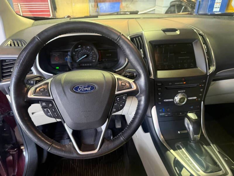 2018 Ford Edge Titanium