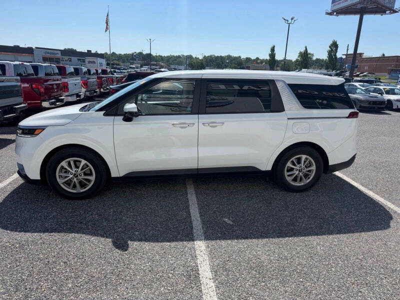 2024 Kia Carnival