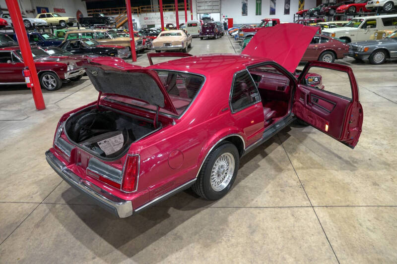 1990 Lincoln Mark VII LSC