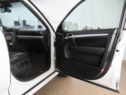 2010 Porsche Cayenne GTS Tiptronic