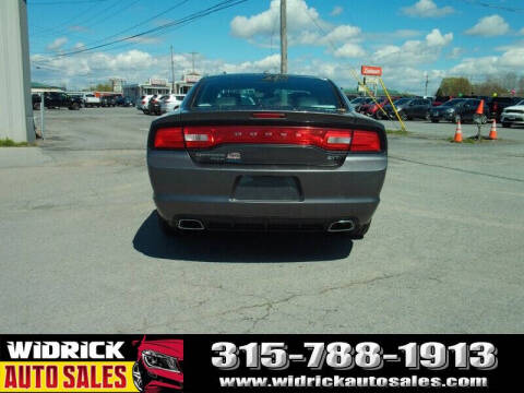 2014 Dodge Charger SXT Plus