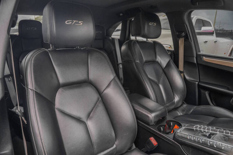 2018 Porsche Macan GTS