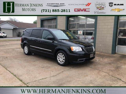 2014 Chrysler Town and Country for sale at CAR MART in Union City TN