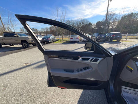 2015 Hyundai Genesis