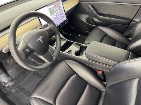 2020 Tesla Model 3 Standard Range