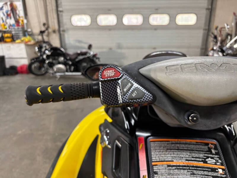 2004 Sea-Doo GTX 185