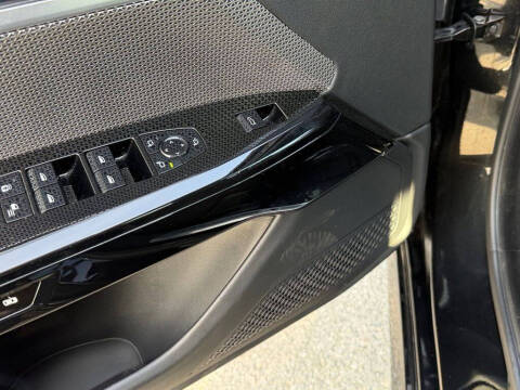 2024 BMW 7 Series 740i