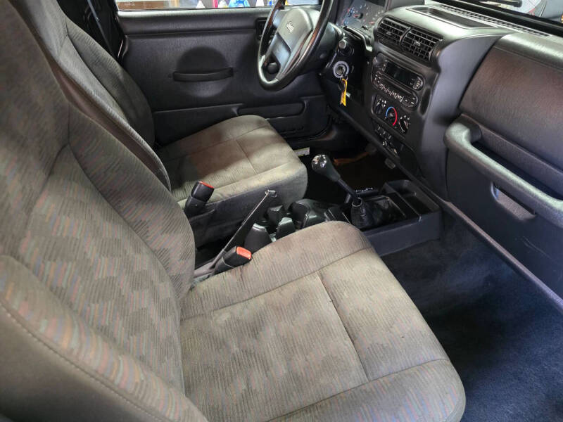 2005 Jeep Wrangler SE